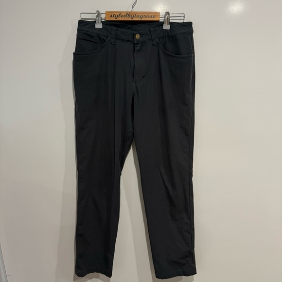Lululemon ABC Pant Classic - Picture 6 of 8